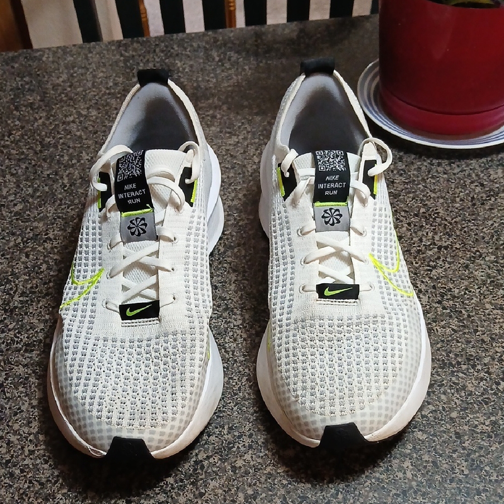 Nike Men's Interactive Run Shoes Sz 13